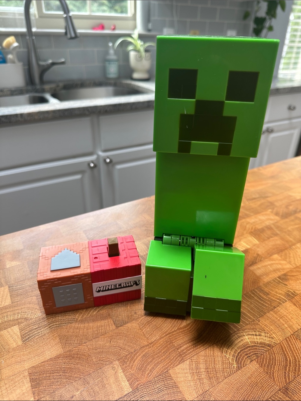 Minecraft Exploding Creeper RC